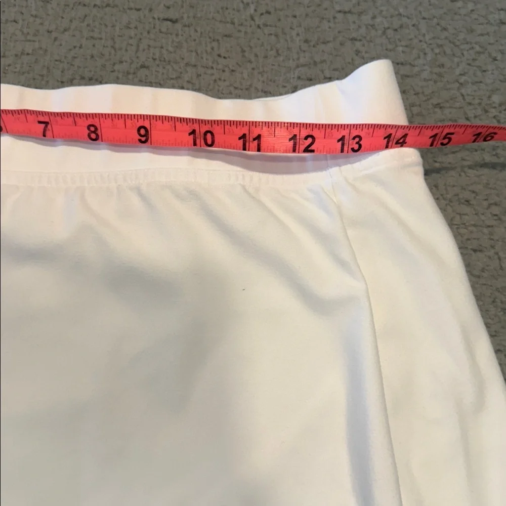 ALO Yoga Women's White Mini Skirt Size M
